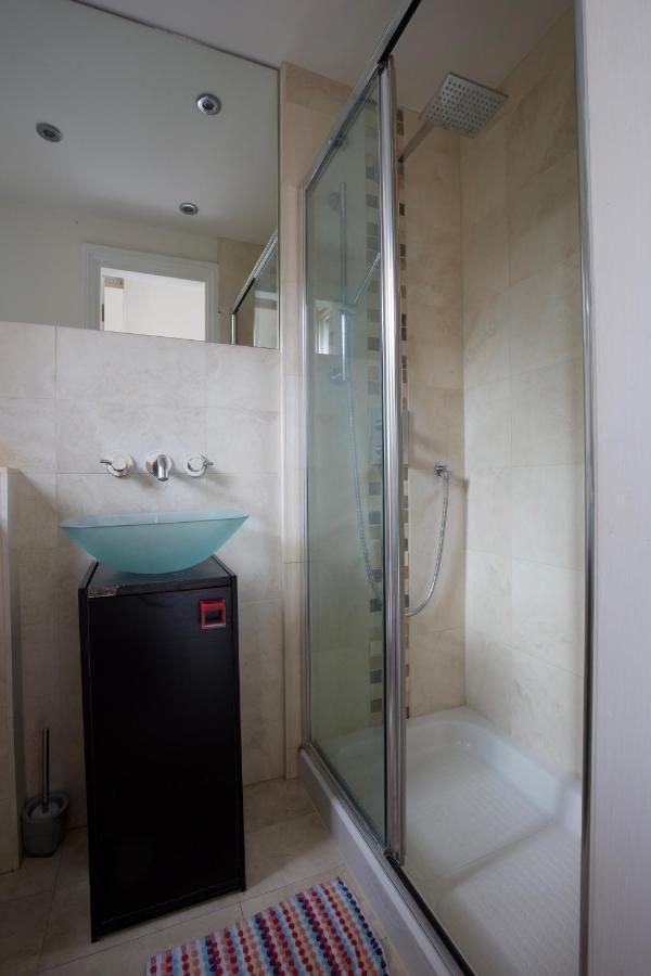 Large 2 Beds Flat Overlooking Clapham Common Park لندن المظهر الخارجي الصورة