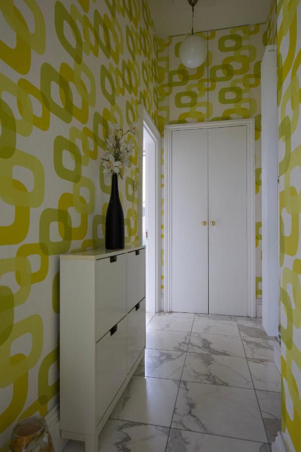 Large 2 Beds Flat Overlooking Clapham Common Park لندن المظهر الخارجي الصورة