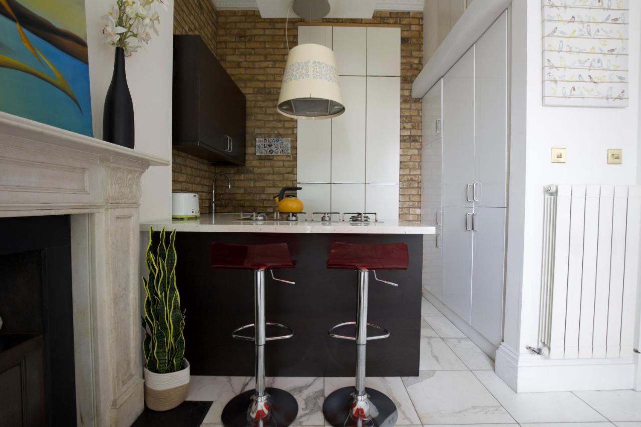 Large 2 Beds Flat Overlooking Clapham Common Park لندن المظهر الخارجي الصورة
